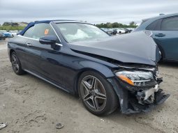 2023 مرسيدس بنز هايبرد C-CLASS، 300