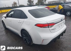 2024 TOYOTA COROLLA HYBRID SE JTDBCMFEXR3066187