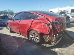 TESLA Y 2023 7SAYGDEE7PA044518