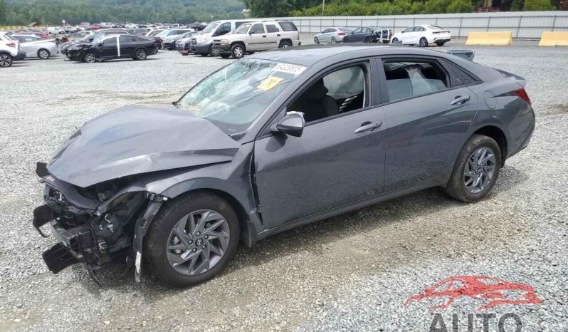 
								HYUNDAI ELANTRA SEL 2.0L 4 KMHLM4DG3RU796650 full									