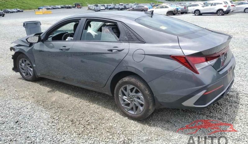 
								HYUNDAI ELANTRA SEL 2.0L 4 KMHLM4DG3RU796650 full									